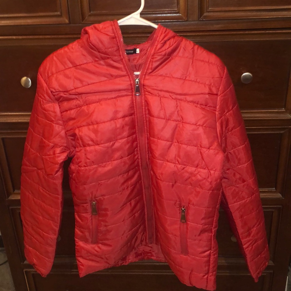 NWOT! Men’s red puffy jacket